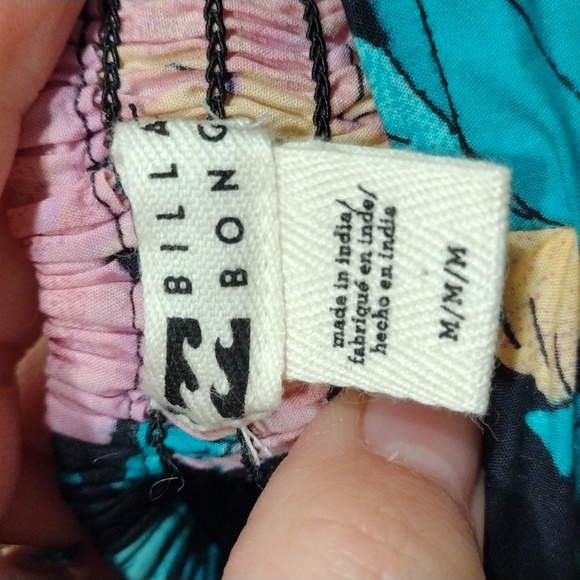 Billabong Women's Tropical Floral Be Mine Smocked Back Babydoll Mini Dress Sz M - Picture 2 of 7